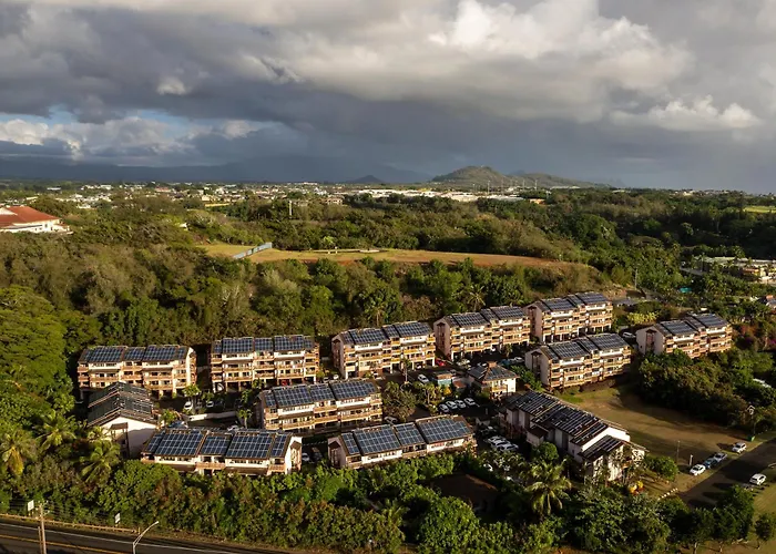 Banyan Harbor Resort